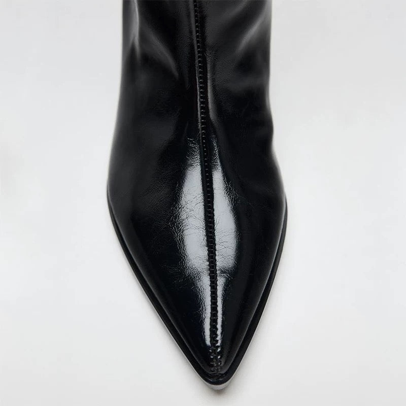 KITTEN BOOTS